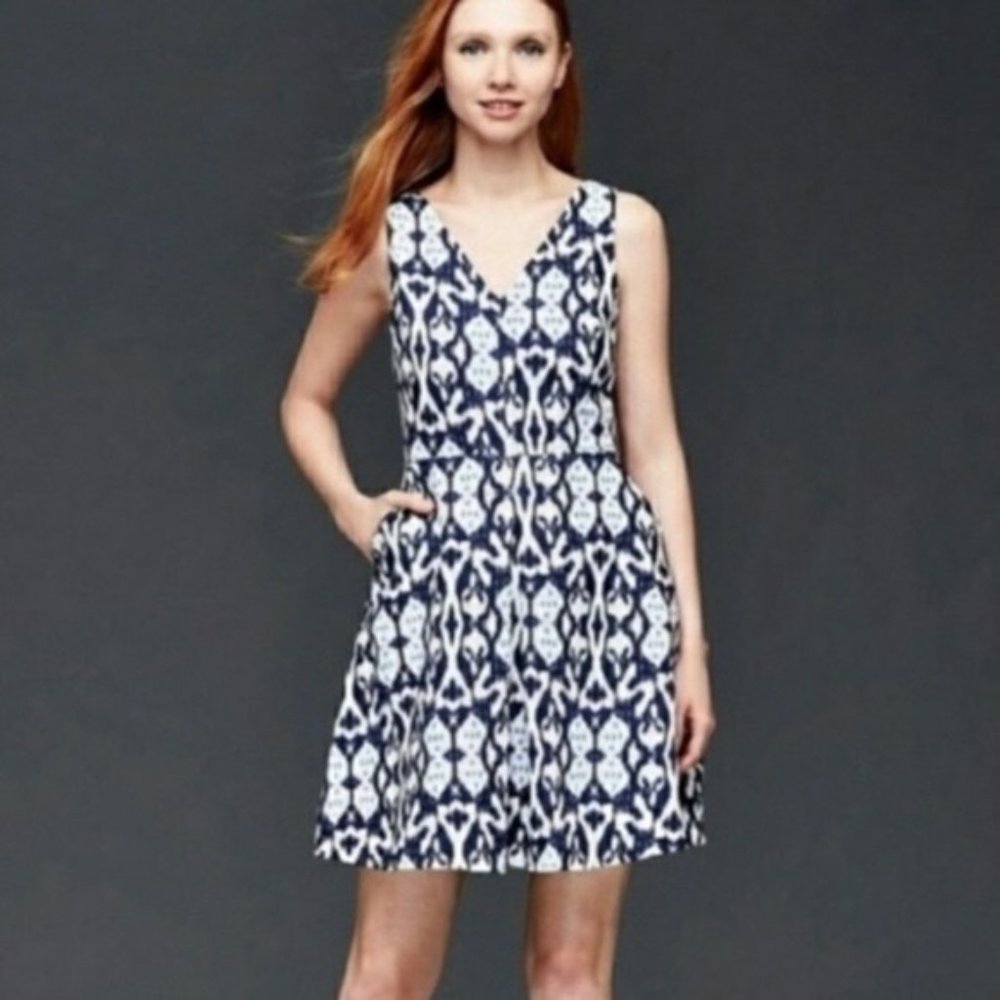 Gap Blue and White Ikat linen sleeveless dress with pockets-- ASO Kate Middleton